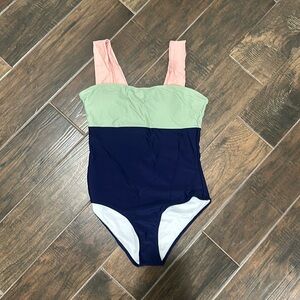 Brand new color block one piece
